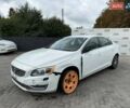 Белый Вольво С60, объемом двигателя 2.52 л и пробегом 118 тыс. км за 8900 $, фото 1 на Automoto.ua
