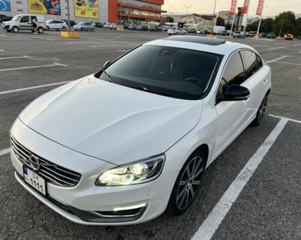 Белый Вольво С60, объемом двигателя 2 л и пробегом 139 тыс. км за 14300 $, фото 11 на Automoto.ua