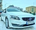 Белый Вольво С60, объемом двигателя 1.6 л и пробегом 226 тыс. км за 12500 $, фото 1 на Automoto.ua