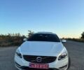 Белый Вольво С60, объемом двигателя 2 л и пробегом 162 тыс. км за 14500 $, фото 1 на Automoto.ua