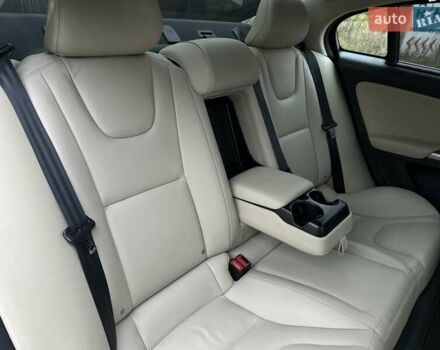 Белый Вольво С60, объемом двигателя 2 л и пробегом 156 тыс. км за 14500 $, фото 24 на Automoto.ua