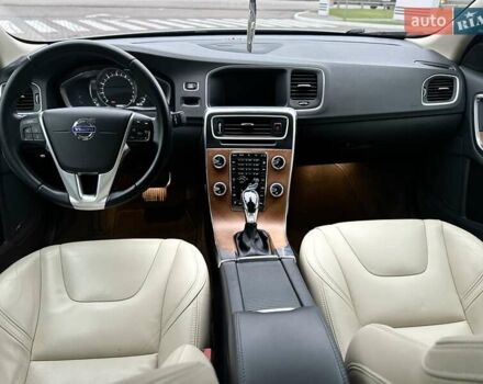 Белый Вольво С60, объемом двигателя 2 л и пробегом 156 тыс. км за 14500 $, фото 19 на Automoto.ua