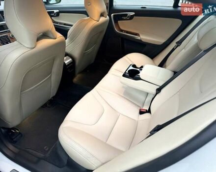 Белый Вольво С60, объемом двигателя 2 л и пробегом 156 тыс. км за 14500 $, фото 14 на Automoto.ua