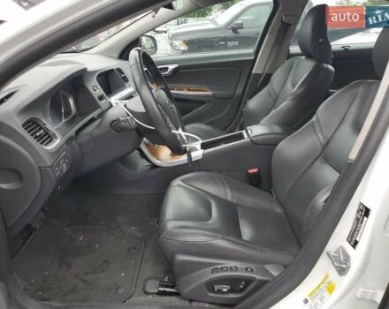 Белый Вольво С60, объемом двигателя 2 л и пробегом 109 тыс. км за 3000 $, фото 6 на Automoto.ua