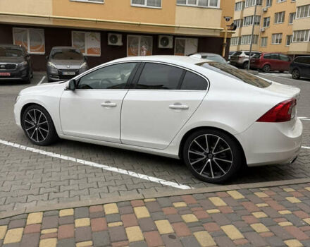 Белый Вольво С60, объемом двигателя 2 л и пробегом 211 тыс. км за 12100 $, фото 11 на Automoto.ua