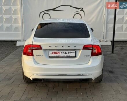 Белый Вольво С60, объемом двигателя 1.97 л и пробегом 158 тыс. км за 15500 $, фото 8 на Automoto.ua