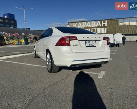 Вольво С60 2016 в Киеве на Automoto.ua Белый Вольво С60, объемом двигателя 1.97 л и пробегом 156 тыс. км за 14500 $, фото 5 на Automoto.ua