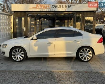 Белый Вольво С60, объемом двигателя 1.97 л и пробегом 158 тыс. км за 15500 $, фото 5 на Automoto.ua