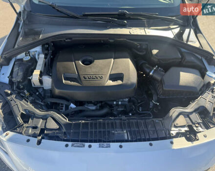 Вольво С60 2016 в Киеве на Automoto.ua Белый Вольво С60, объемом двигателя 1.97 л и пробегом 156 тыс. км за 14500 $, фото 19 на Automoto.ua