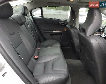 Белый Вольво С60, объемом двигателя 2 л и пробегом 109 тыс. км за 3000 $, фото 9 на Automoto.ua