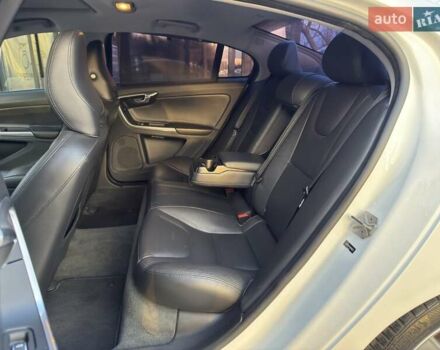 Белый Вольво С60, объемом двигателя 1.97 л и пробегом 158 тыс. км за 15500 $, фото 31 на Automoto.ua