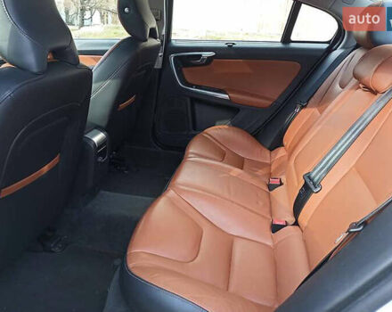 Белый Вольво С60, объемом двигателя 1.97 л и пробегом 123 тыс. км за 15600 $, фото 12 на Automoto.ua