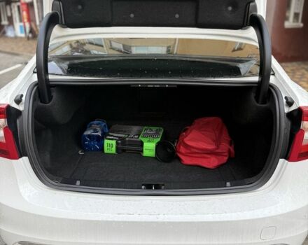 Белый Вольво С60, объемом двигателя 2 л и пробегом 211 тыс. км за 12100 $, фото 15 на Automoto.ua