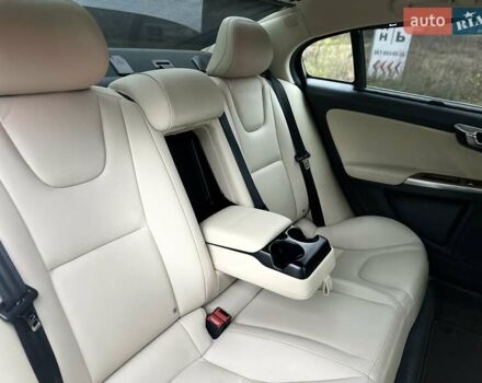 Белый Вольво С60, объемом двигателя 2 л и пробегом 156 тыс. км за 14500 $, фото 25 на Automoto.ua