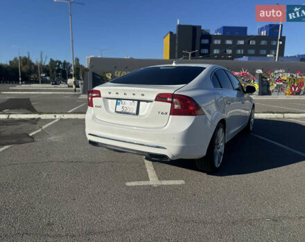 Вольво С60 2016 в Киеве на Automoto.ua Белый Вольво С60, объемом двигателя 1.97 л и пробегом 156 тыс. км за 14500 $, фото 7 на Automoto.ua