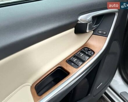 Белый Вольво С60, объемом двигателя 2 л и пробегом 156 тыс. км за 14500 $, фото 13 на Automoto.ua