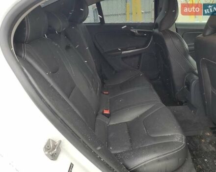 Белый Вольво С60, объемом двигателя 2 л и пробегом 91 тыс. км за 6800 $, фото 9 на Automoto.ua