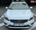 Белый Вольво С60, объемом двигателя 1.97 л и пробегом 198 тыс. км за 14500 $, фото 2 на Automoto.ua