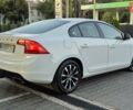 Белый Вольво С60, объемом двигателя 1.98 л и пробегом 213 тыс. км за 13999 $, фото 2 на Automoto.ua