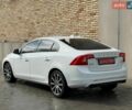Білий Вольво С60, об'ємом двигуна 2 л та пробігом 233 тис. км за 11990 $, фото 4 на Automoto.ua