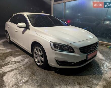 Белый Вольво С60, объемом двигателя 2 л и пробегом 204 тыс. км за 14200 $, фото 8 на Automoto.ua