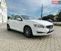 Белый Вольво С60, объемом двигателя 2 л и пробегом 136 тыс. км за 12999 $, фото 5 на Automoto.ua