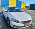 Белый Вольво С60, объемом двигателя 2 л и пробегом 206 тыс. км за 12999 $, фото 2 на Automoto.ua