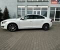 Белый Вольво С60, объемом двигателя 2 л и пробегом 136 тыс. км за 12999 $, фото 1 на Automoto.ua