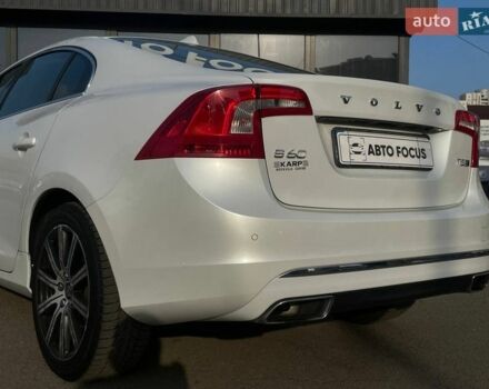 Білий Вольво С60, об'ємом двигуна 1.97 л та пробігом 73 тис. км за 15990 $, фото 5 на Automoto.ua