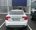 Белый Вольво С60, объемом двигателя 1.97 л и пробегом 113 тыс. км за 17500 $, фото 3 на Automoto.ua