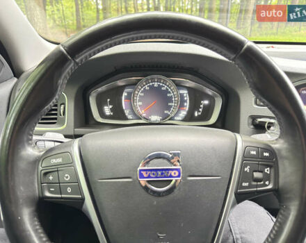 Белый Вольво С60, объемом двигателя 1.97 л и пробегом 150 тыс. км за 15500 $, фото 29 на Automoto.ua