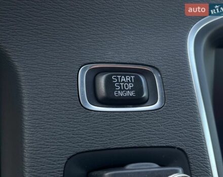 Білий Вольво С60, об'ємом двигуна 1.97 л та пробігом 73 тис. км за 15990 $, фото 23 на Automoto.ua