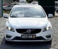 Белый Вольво С60, объемом двигателя 2 л и пробегом 225 тыс. км за 12500 $, фото 11 на Automoto.ua