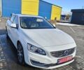 Белый Вольво С60, объемом двигателя 2 л и пробегом 206 тыс. км за 13600 $, фото 1 на Automoto.ua
