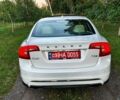 Белый Вольво С60, объемом двигателя 2 л и пробегом 120 тыс. км за 11000 $, фото 4 на Automoto.ua