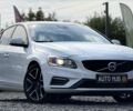 Белый Вольво С60, объемом двигателя 2 л и пробегом 225 тыс. км за 12500 $, фото 1 на Automoto.ua