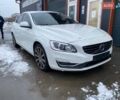 Белый Вольво С60, объемом двигателя 2 л и пробегом 125 тыс. км за 12900 $, фото 1 на Automoto.ua