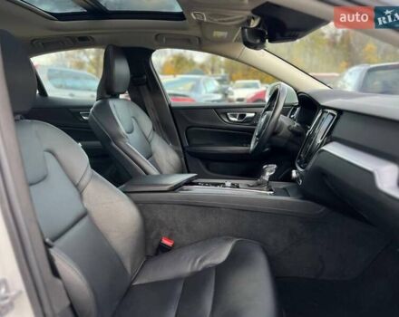 Вольво С60 2019 в Стрые на Automoto.ua Белый Вольво С60, объемом двигателя 2 л и пробегом 157 тыс. км за 19900 $, фото 14 на Automoto.ua