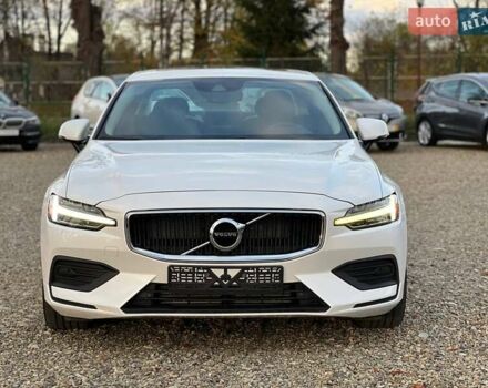 Вольво С60 2019 в Стрые на Automoto.ua Белый Вольво С60, объемом двигателя 2 л и пробегом 157 тыс. км за 19900 $, фото 2 на Automoto.ua
