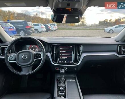 Вольво С60 2019 в Стрые на Automoto.ua Белый Вольво С60, объемом двигателя 2 л и пробегом 157 тыс. км за 19900 $, фото 16 на Automoto.ua
