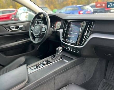 Вольво С60 2019 в Стрые на Automoto.ua Белый Вольво С60, объемом двигателя 2 л и пробегом 157 тыс. км за 19900 $, фото 13 на Automoto.ua