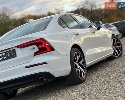 Вольво С60 2019 в Стрые на Automoto.ua Белый Вольво С60, объемом двигателя 2 л и пробегом 157 тыс. км за 19900 $, фото 8 на Automoto.ua