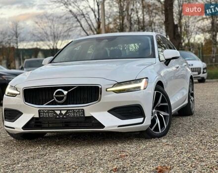 Вольво С60 2019 в Стрые на Automoto.ua Белый Вольво С60, объемом двигателя 2 л и пробегом 157 тыс. км за 19900 $, фото 1 на Automoto.ua