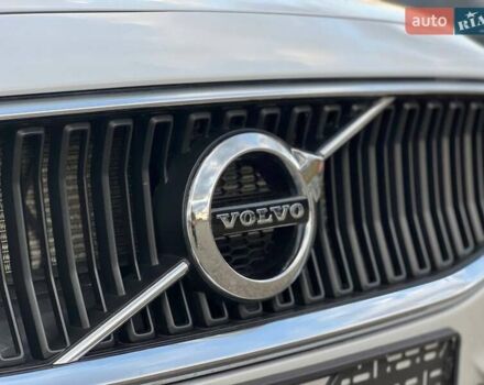 Вольво С60 2019 в Стрые на Automoto.ua Белый Вольво С60, объемом двигателя 2 л и пробегом 157 тыс. км за 19900 $, фото 29 на Automoto.ua