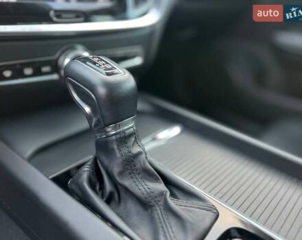 Вольво С60 2019 в Стрые на Automoto.ua Белый Вольво С60, объемом двигателя 2 л и пробегом 157 тыс. км за 19900 $, фото 22 на Automoto.ua