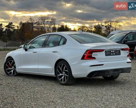 Вольво С60 2019 в Стрые на Automoto.ua Белый Вольво С60, объемом двигателя 2 л и пробегом 157 тыс. км за 19900 $, фото 10 на Automoto.ua