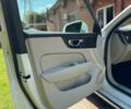 Вольво С60 2020 в Киеве на Automoto.ua Белый Вольво С60, объемом двигателя 1.97 л и пробегом 102 тыс. км за 30900 $, фото 16 на Automoto.ua