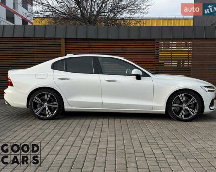 Белый Вольво С60, объемом двигателя 1.97 л и пробегом 98 тыс. км за 28000 $, фото 6 на Automoto.ua