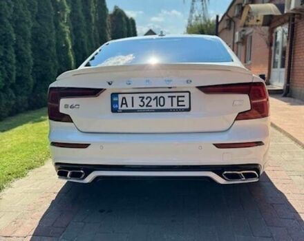 Вольво С60 2020 в Киеве на Automoto.ua Белый Вольво С60, объемом двигателя 1.97 л и пробегом 102 тыс. км за 30900 $, фото 10 на Automoto.ua