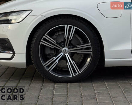 Белый Вольво С60, объемом двигателя 1.97 л и пробегом 98 тыс. км за 28000 $, фото 11 на Automoto.ua